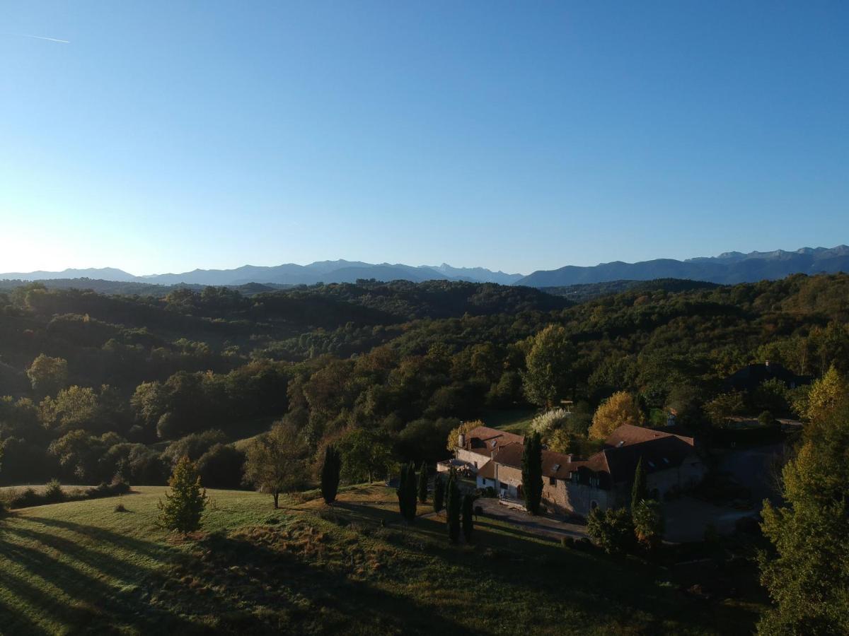 Chambres D'Hotes Secret Pyrenees Lasseube Bagian luar foto