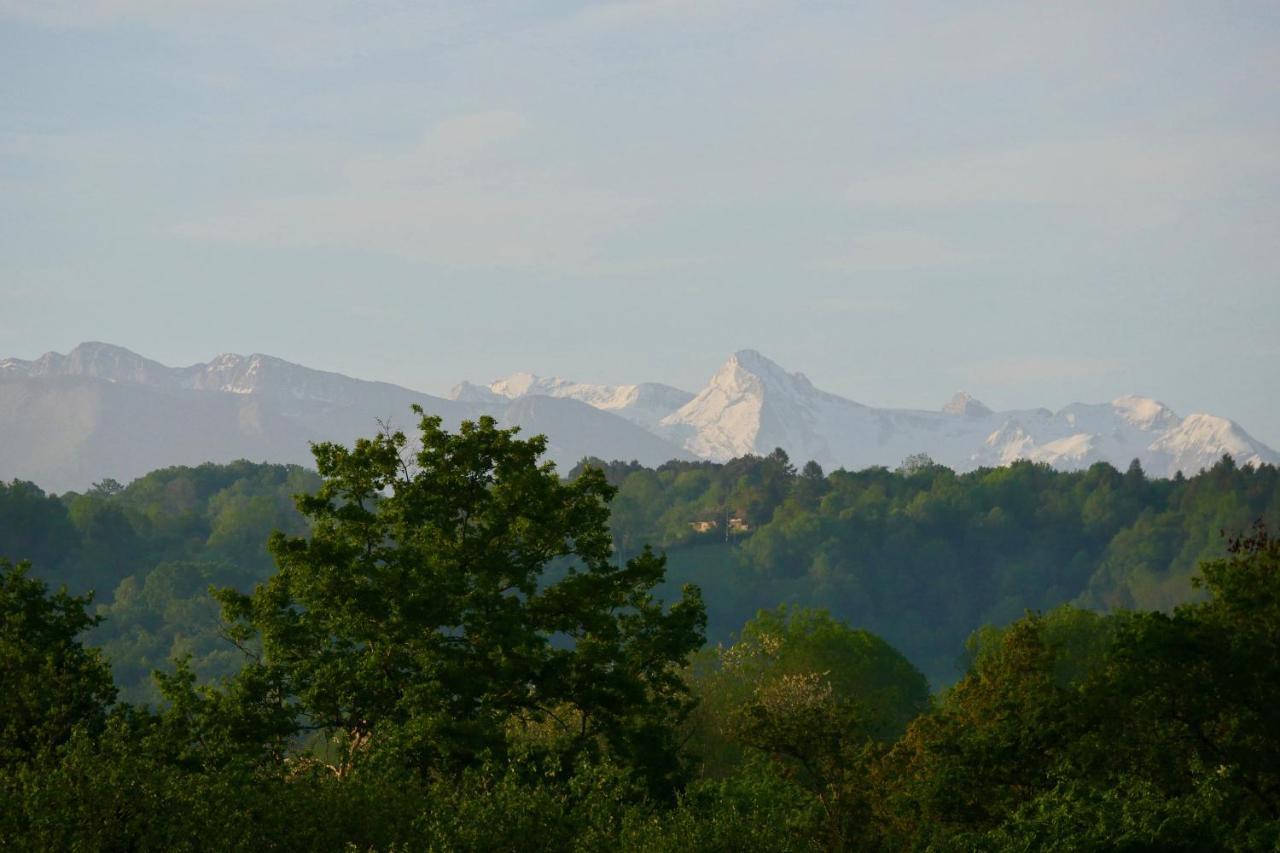 Chambres D'Hotes Secret Pyrenees Lasseube Bagian luar foto